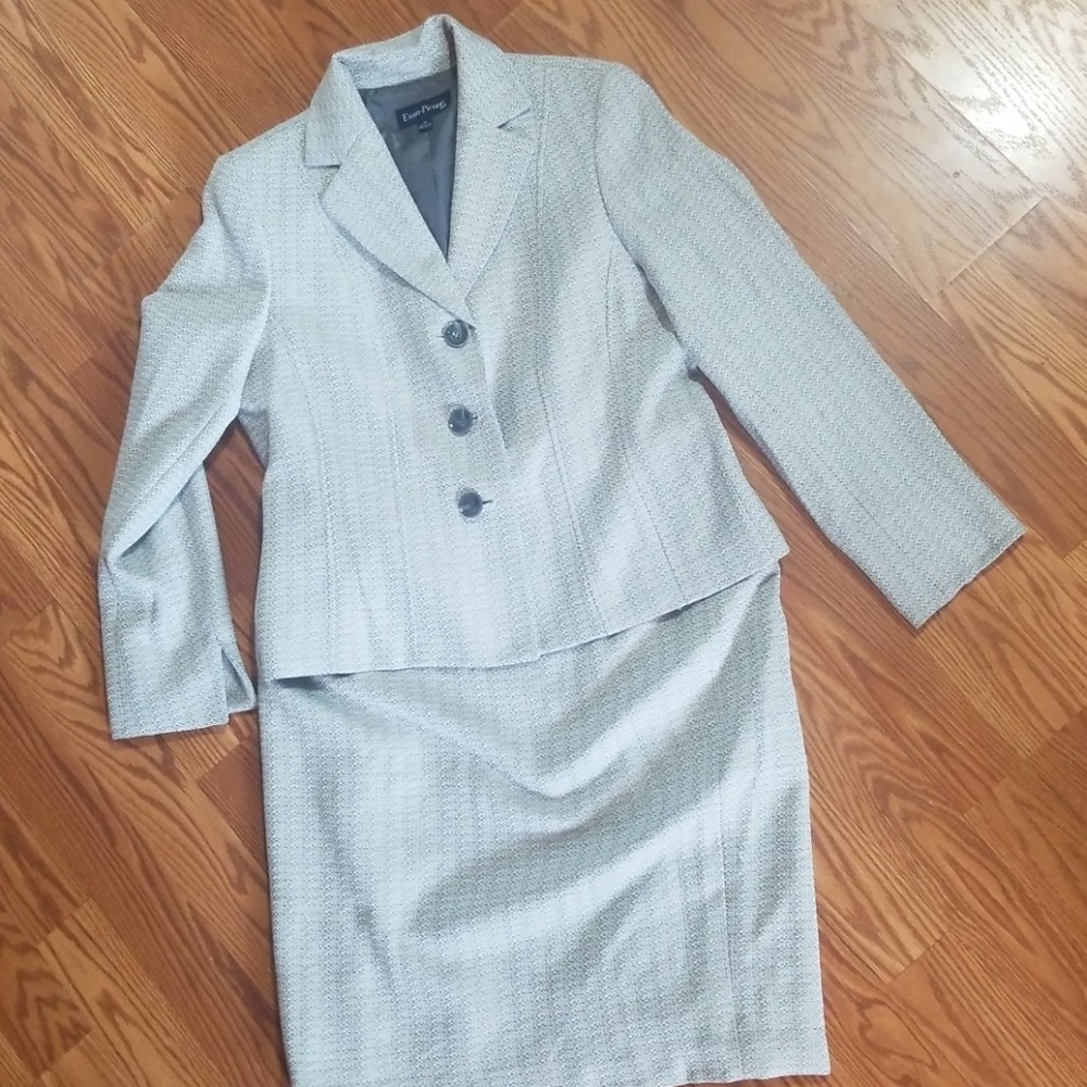 Evan-Picone - image 1